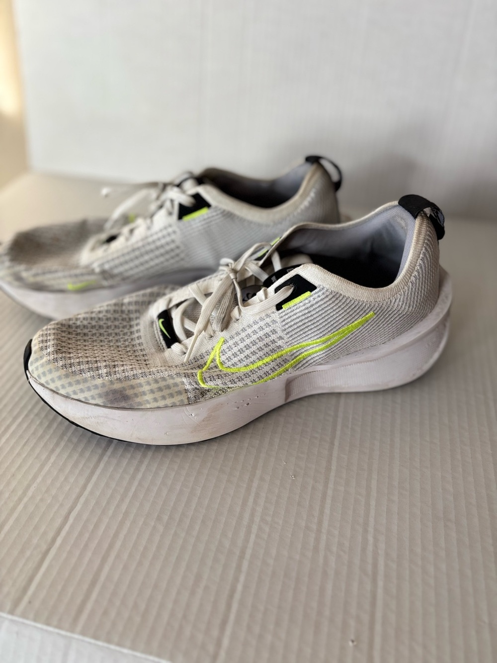 Nike Interact Run White Volt Men's Running Shoes Size 11.5 FD2291-100